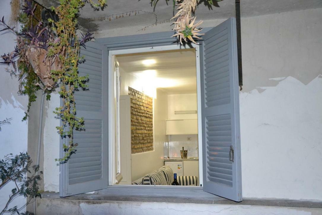 Colosseo Magic House Apartment โรม ภายนอก รูปภาพ